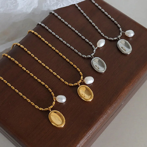 Elliptical brand niche commuting fashion titanium steel necklace women's collarbone chain